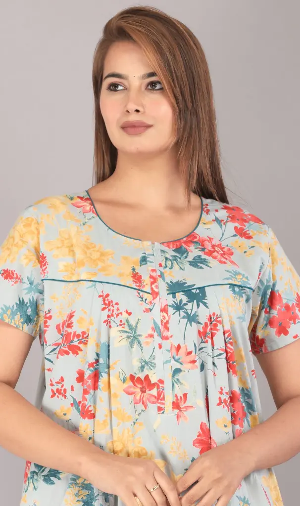 Foam Flower L. Grey 2.webp