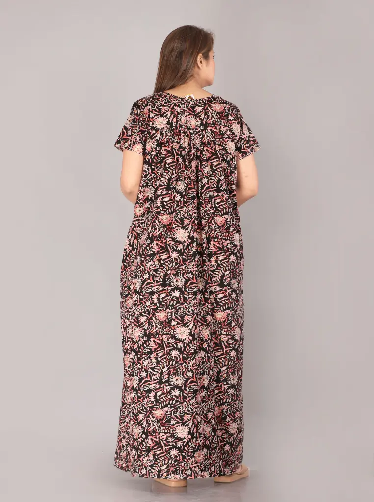 Berries Black 4.webp